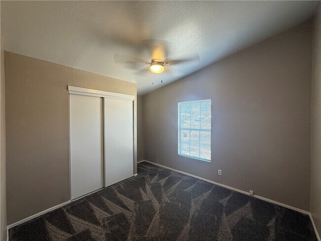 Building Photo - 2150 E Snavely Ave