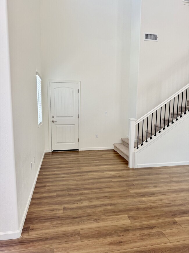 Building Photo - 1473 Concord Way