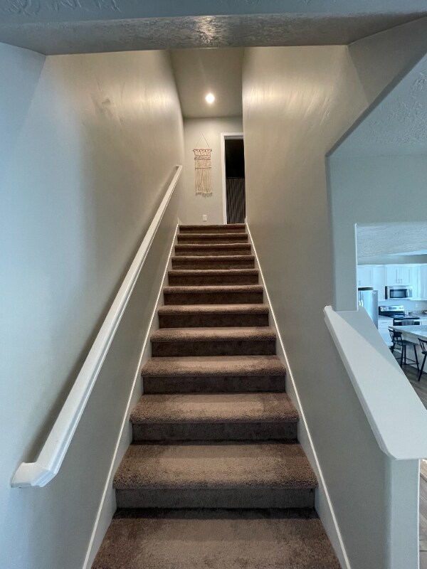 Building Photo - 4214 Frontier Park Ct