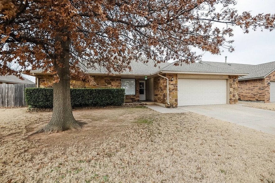 Building Photo - 4109 Windward Way