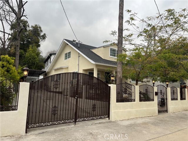 Building Photo - 5929 Weaver Ln