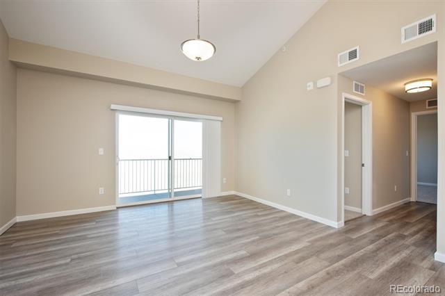 Building Photo - 15700 E Jamison Dr