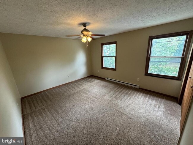 Building Photo - 512 Allston Cir