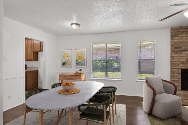 Building Photo - 2308 Kingsford Ct