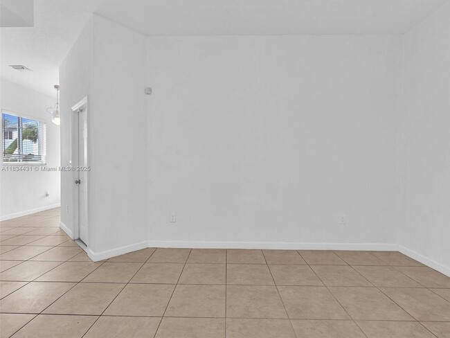 Building Photo - 2771 Treasure Cove Cir