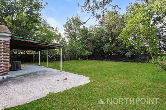 Building Photo - 3 BR/2BA | Newly Renovated Single Family Home | 1-Car Covered Parking | Front yard!