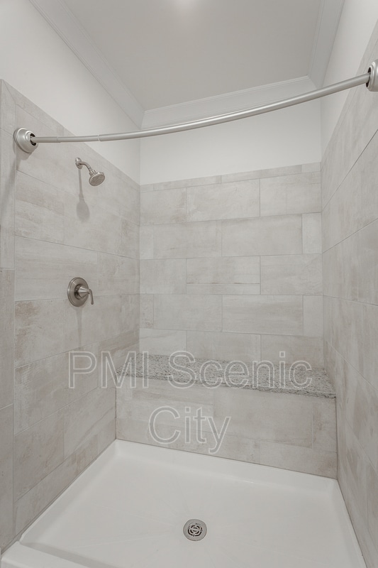 Building Photo - 1886 Young Rd SE