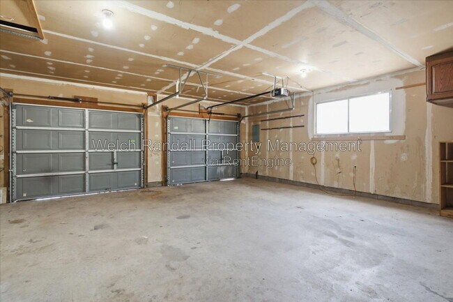 Building Photo - 3548 S Midland Dr