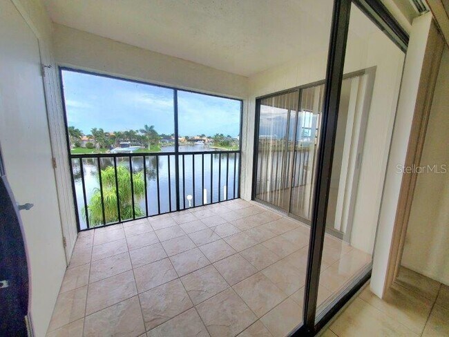 Building Photo - 3768 Bal Harbor Blvd