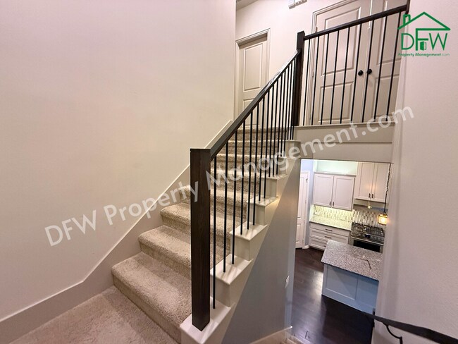 Building Photo - Spacious 3-Bedroom Townhome in Prime Arlington Location – Stylish, Modern, and Move-In Ready!