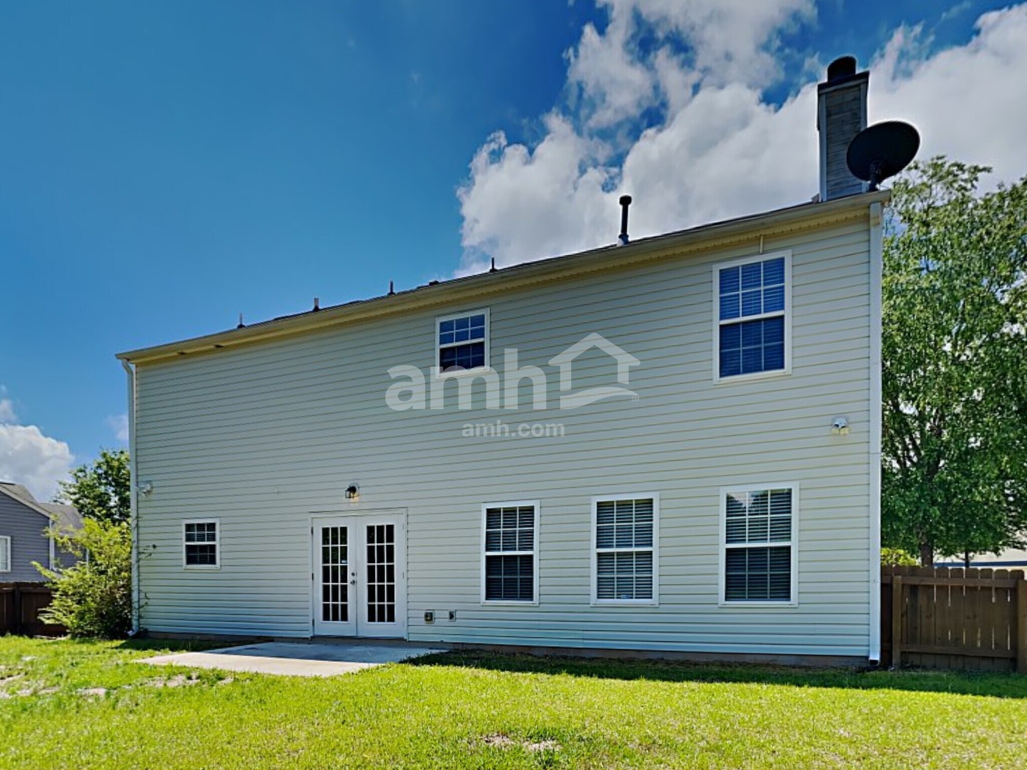 Building Photo - 1394 Ivey Pointe Dr SE