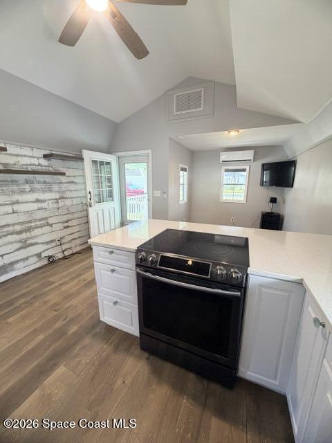 Building Photo - 210 Sandpiper Dr