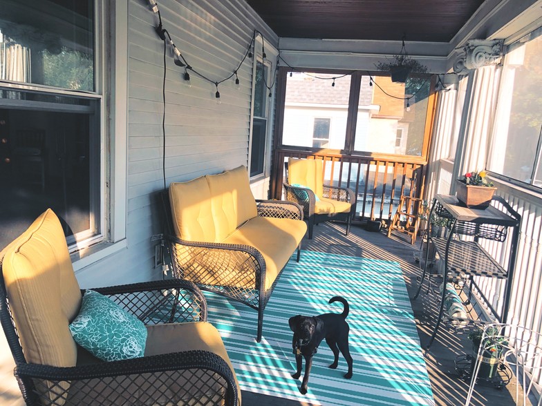 Your own private screen porch! - 1120 SE 7th St
