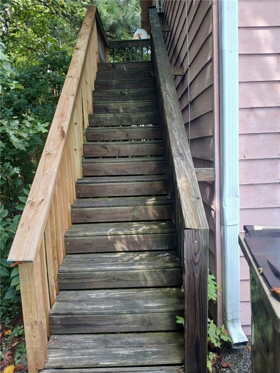 Building Photo - 2023 Sitser Ln