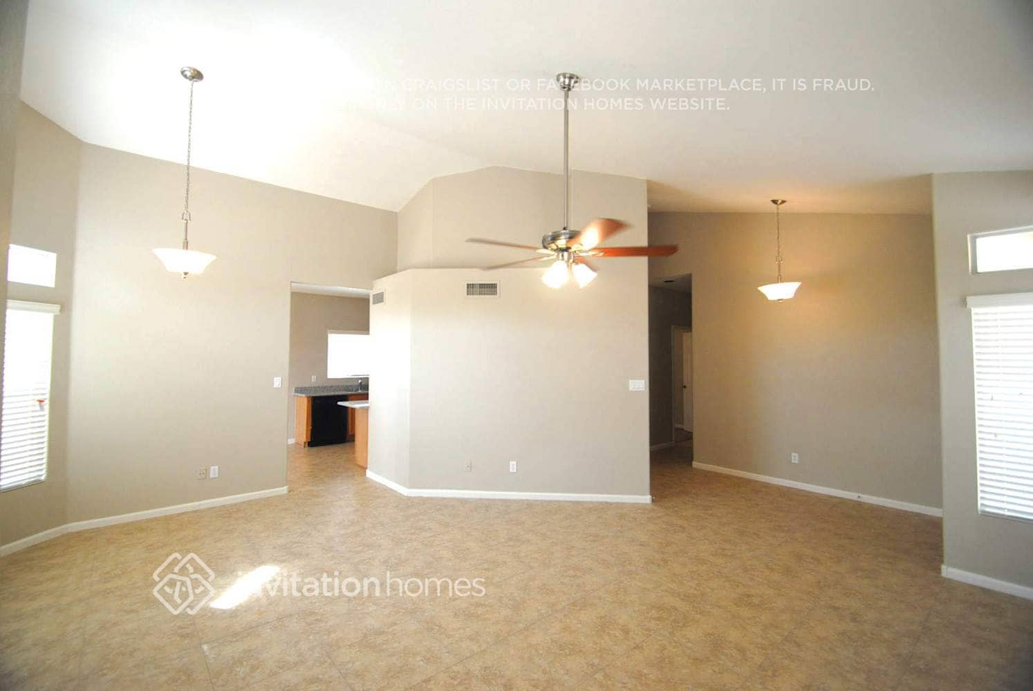 Building Photo - 257 W Amoroso Dr