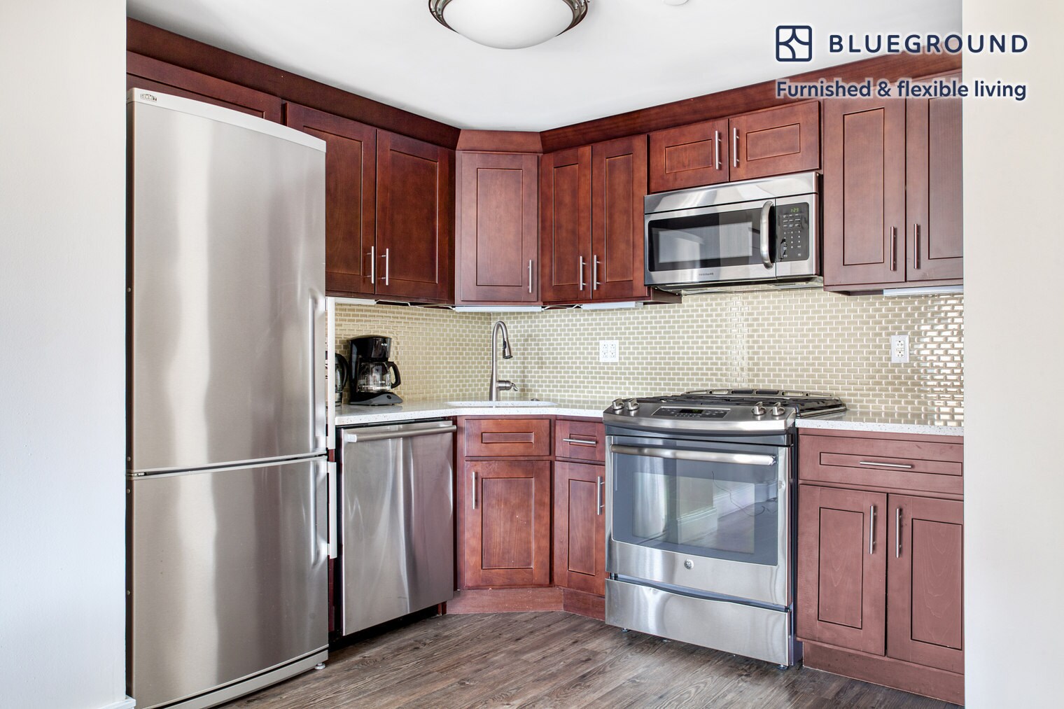 Building Photo - 354 E 91st St