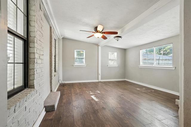 Building Photo - 5318 Vanderbilt Ave