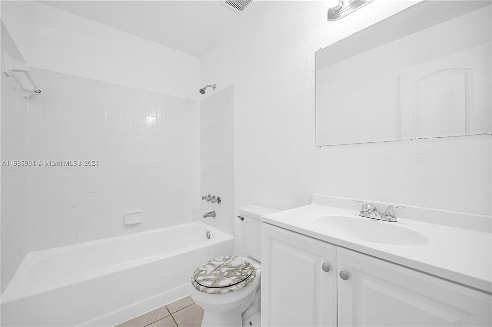 Building Photo - 18016 NW 40th Ct