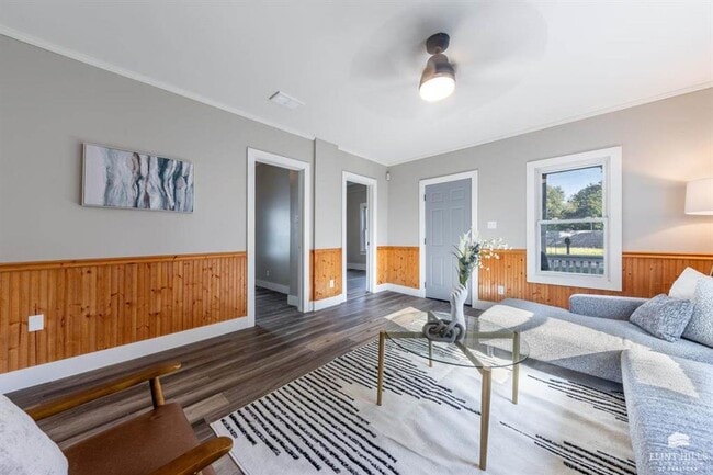 Building Photo - Beautiful, Spacious Home