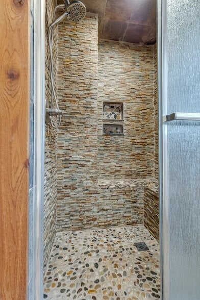 Building Photo - 1316 Rivermont Dr