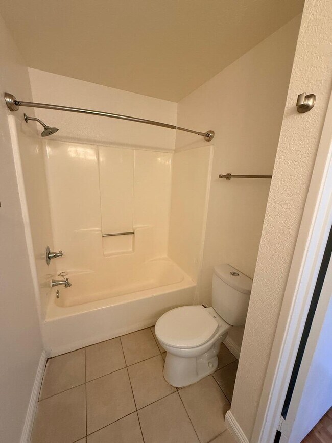 Building Photo - 675 Los Felices Cir W