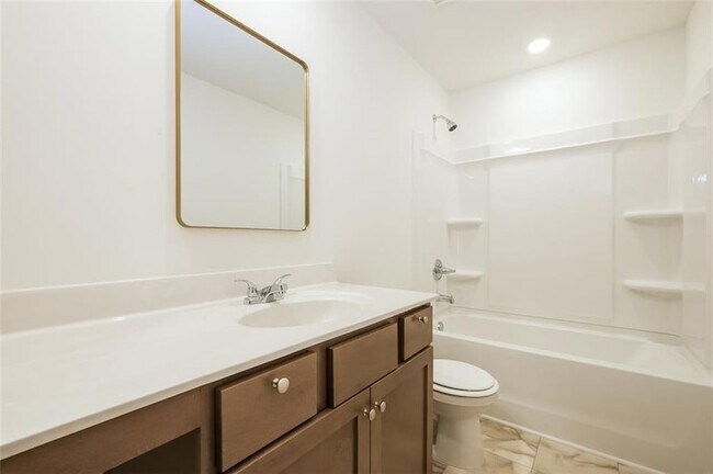 Building Photo - 131 Shelter Ln E