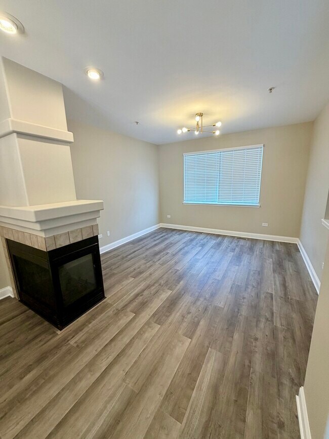 Building Photo - 10233 Concord Ln