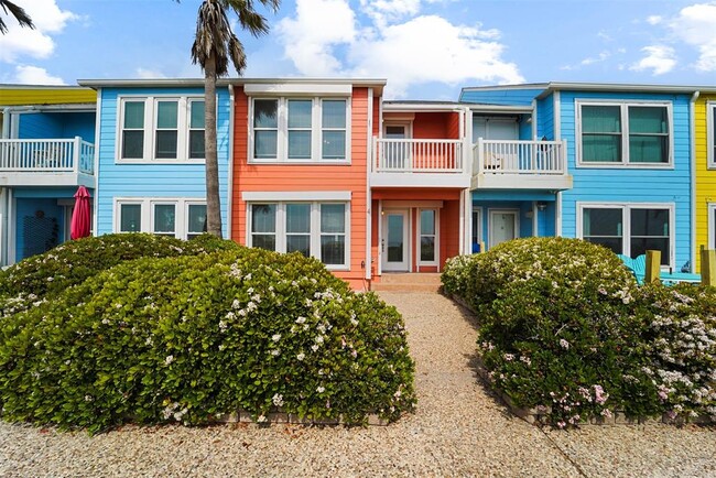 Building Photo - 8416 Seawall Blvd