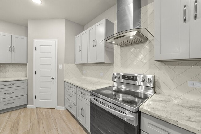 Building Photo - 10242 Bridgeland Ln