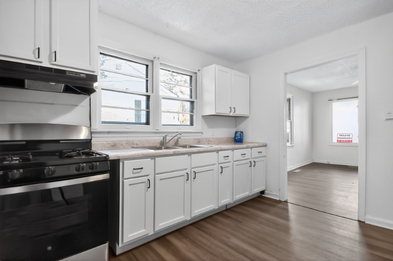 Building Photo - 1971 E Cantrell St