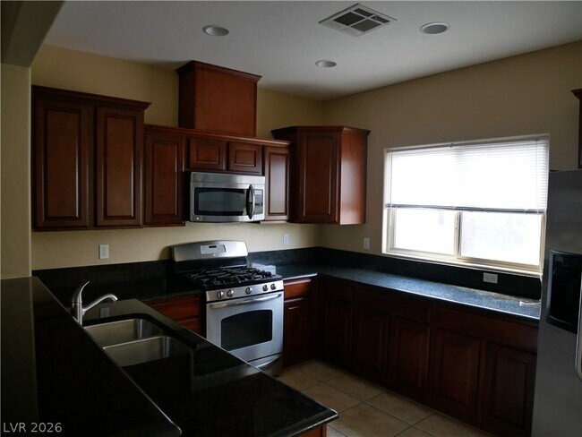 Building Photo - 4650 Ranch House Rd