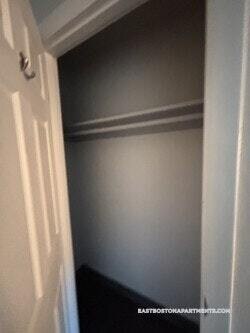 Building Photo - 300 Meridian St