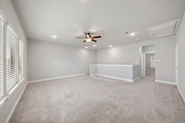 Building Photo - 4218 Davis Oak Dr