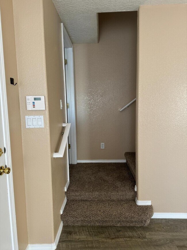 Building Photo - 10920 Tomatillo Ln SE