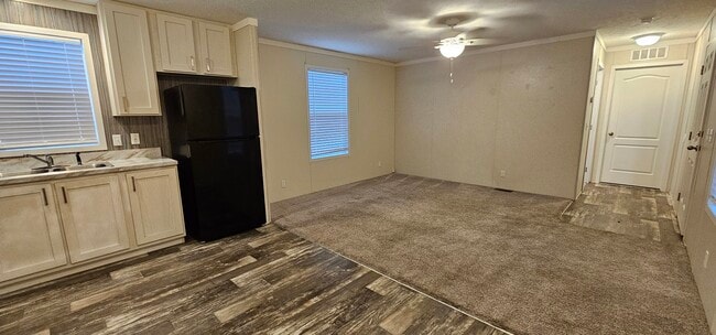 Building Photo - 120 Mulberry