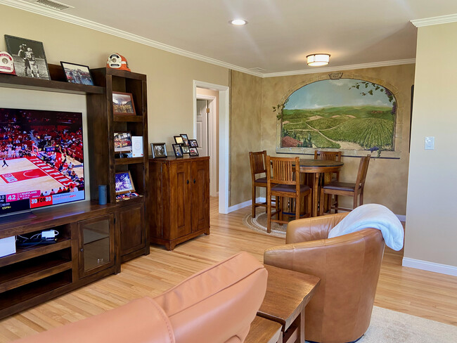 Living room/ Dinning area - 21806 Redbeam Ave