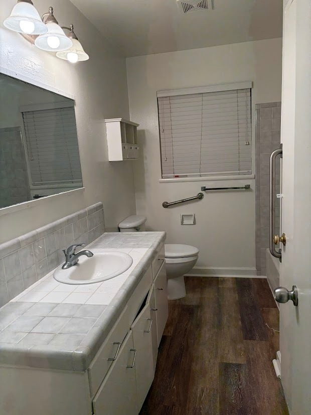 Building Photo - 614 Rincon Rd