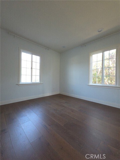 Building Photo - 5757 W 75th St