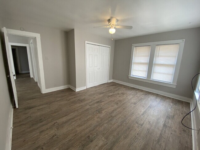 Building Photo - PRELEASE! Great Home Close to Tech and Schools!