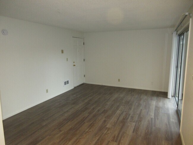 Building Photo - One Bedroom Apartment by Bush Park