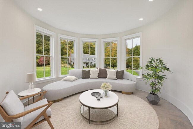 Building Photo - 10747 Riverscape Run