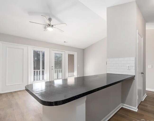 Building Photo - 6142 Meadow Rose Ln