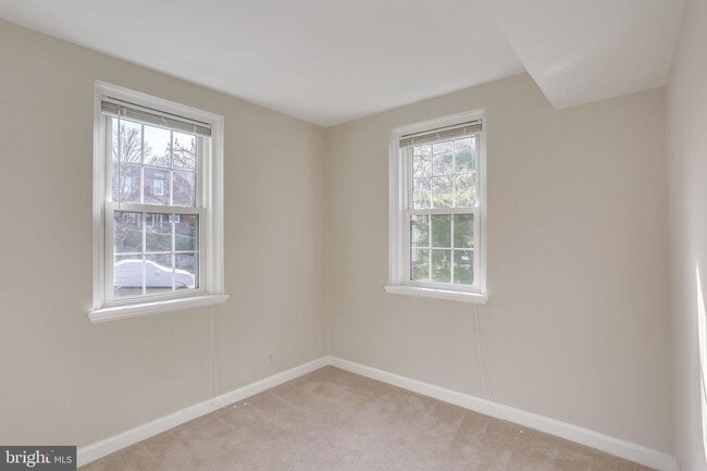 Building Photo - 4845 28th St S