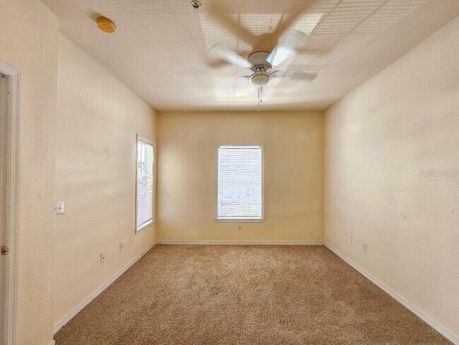 Building Photo - 3577 Conroy Rd