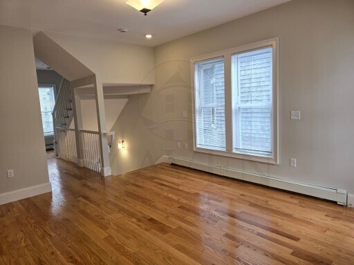 Building Photo - 58 Hawthorne St