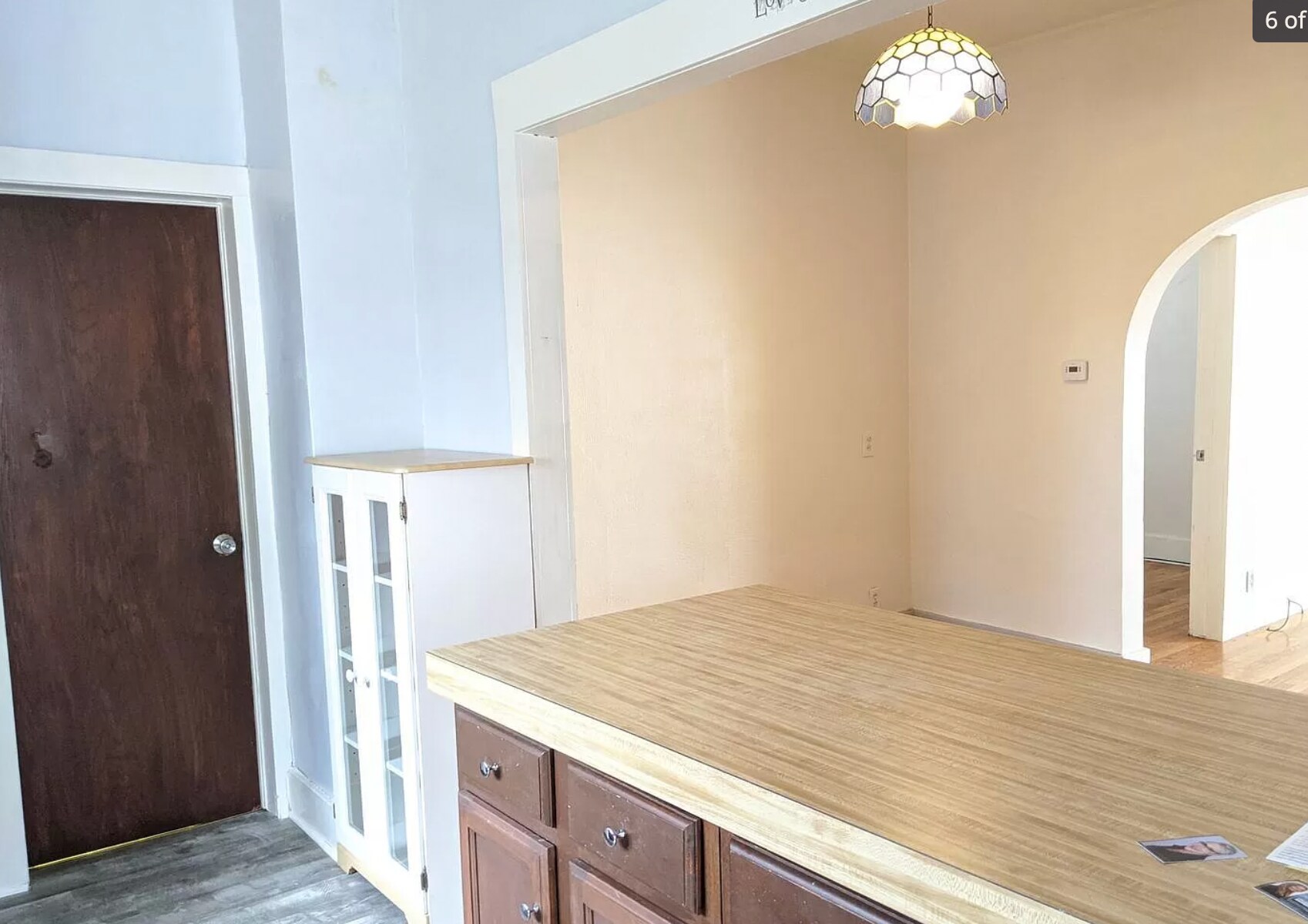 Building Photo - 816 W Grand Ave