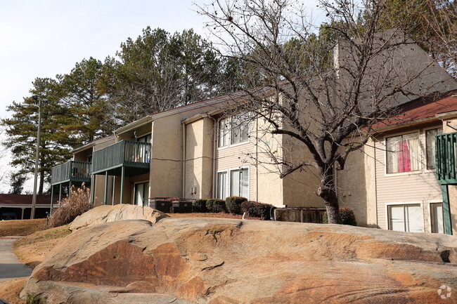 Primary Photo - Saratoga Lake Apartments