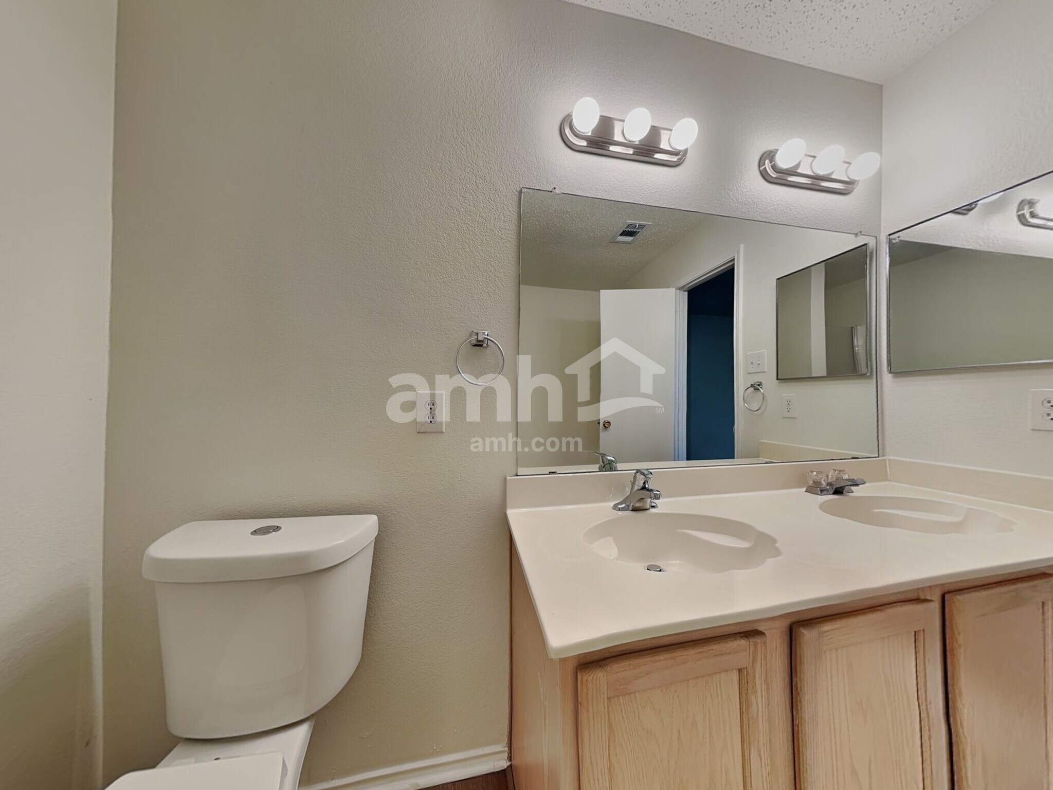 Building Photo - 3878 Fox Meadow Way