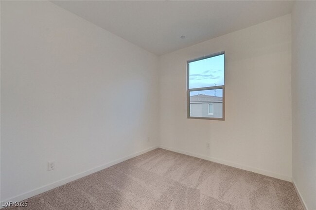 Building Photo - 2537 Monolith St