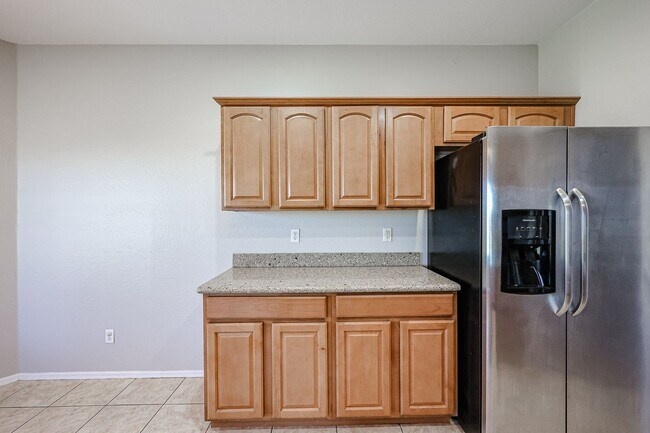 Building Photo - COMING SOON!! Beautiful 4Bed/2.5 bath In San Tan Valley